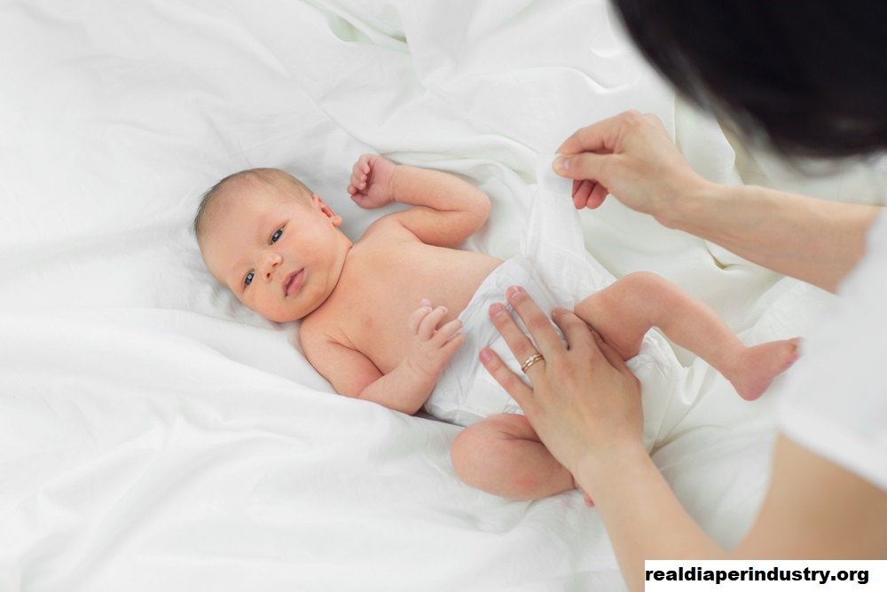 9 Popok Bayi Terbaik Menurut Pakar Produk dan Orang Tua Asli